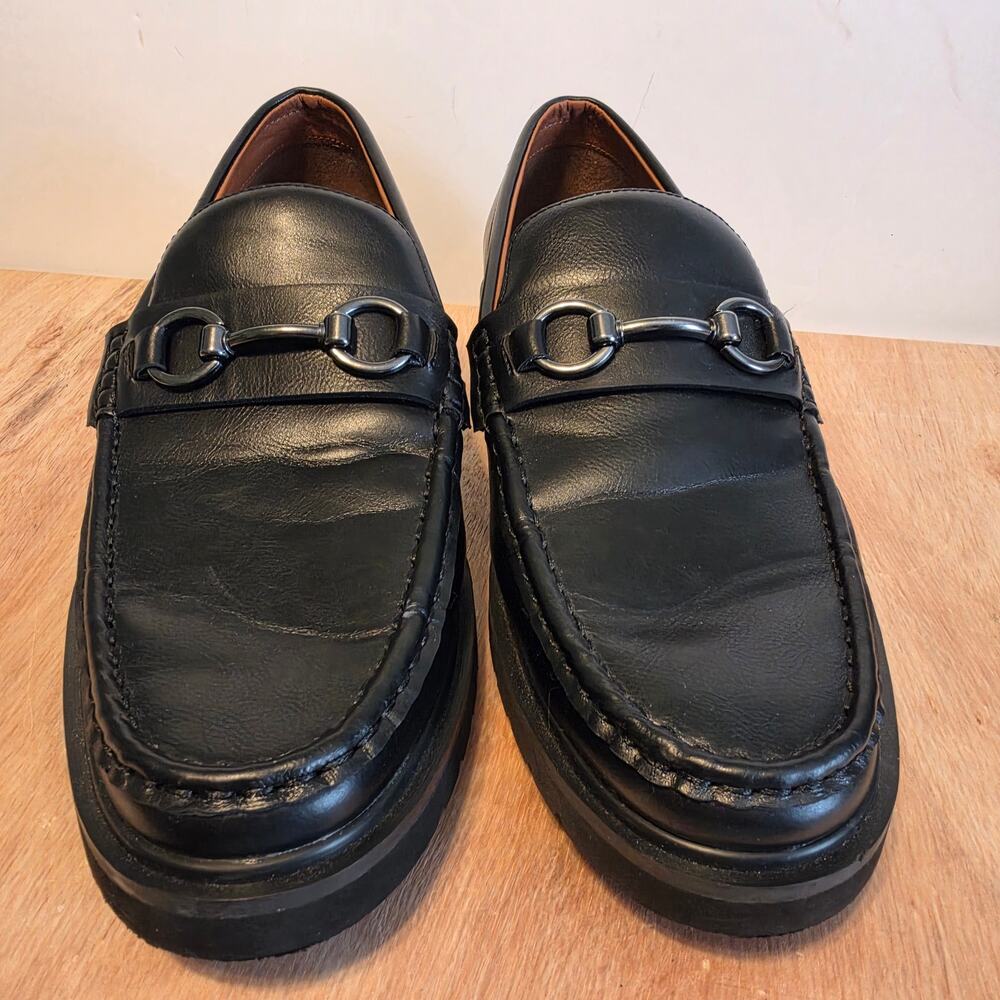 Steve Madden Black Horse bit Loafers featuring Ortho Lite Cushioned insoles 9.5
